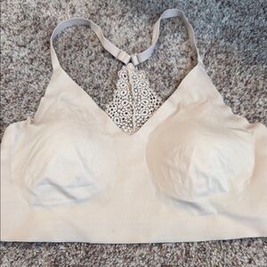 Maidenform Cream Lace Accent Bralette